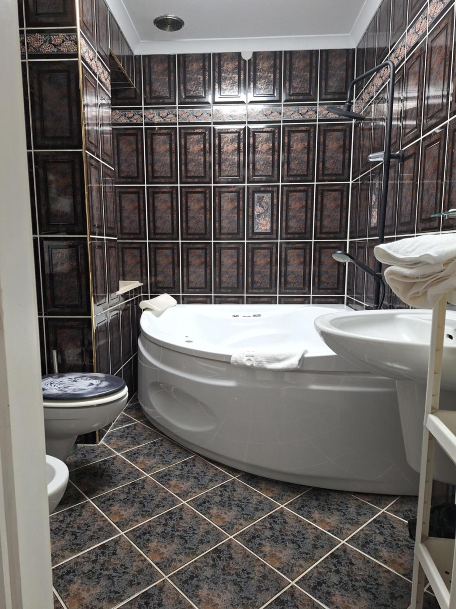Hotel Malwa Ostrów Wielkopolski 外观 照片